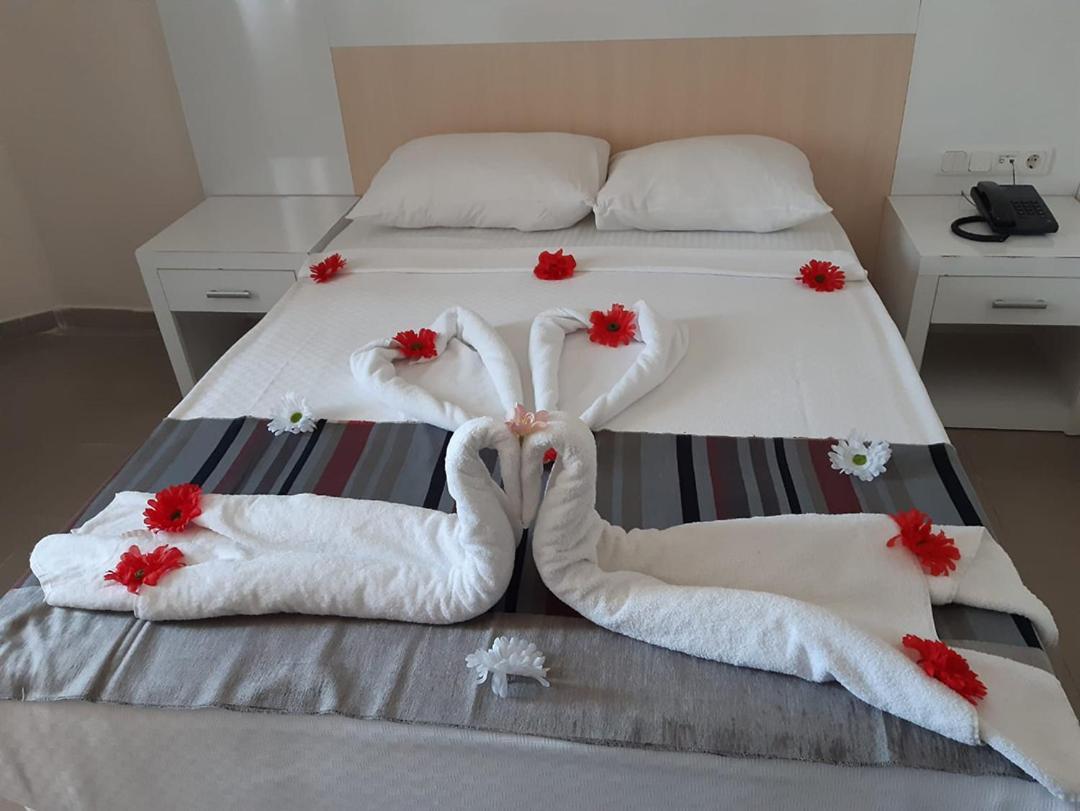 Mediterranean Breeze Hotel Payallar Екстер'єр фото
